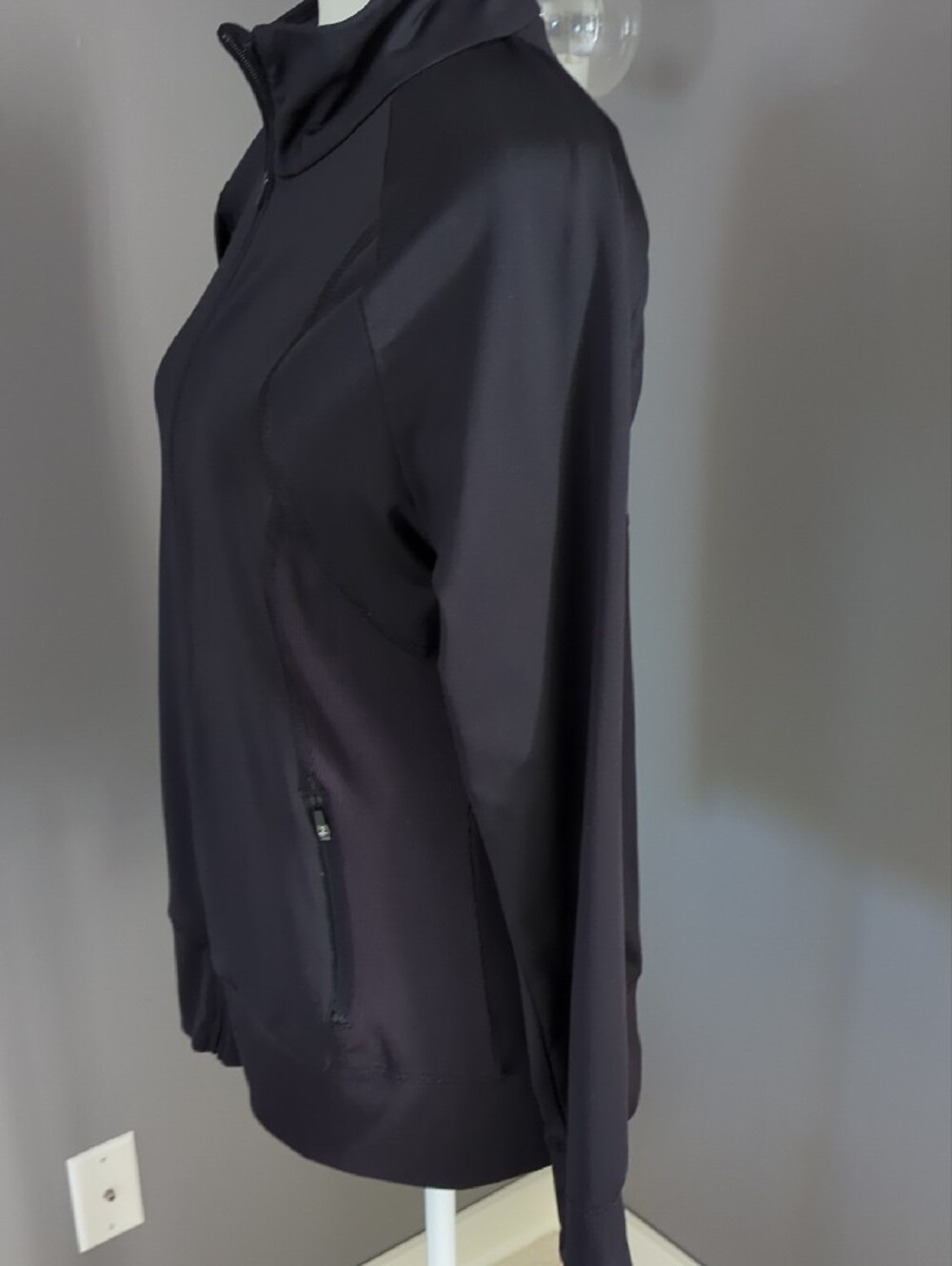 3 For $30. tek gear Black Full-Zip - Picture 3 of 11